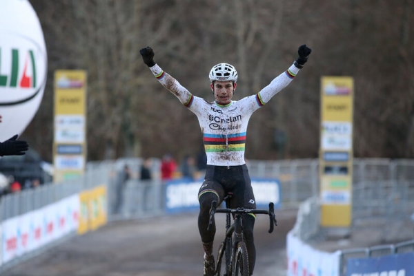 Wout Van Aert SUOMY World Champion